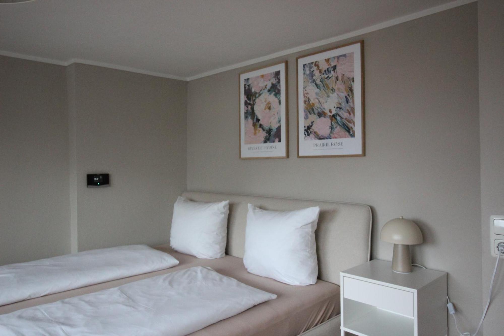 Homie Stay Schiestlstrasse - Moderne Dachgeschosswohnung Mit 2 Schlafzimmern 维尔茨堡 外观 照片